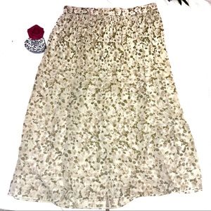 4/$10🌞 Vintage Floral Maxi Skirt